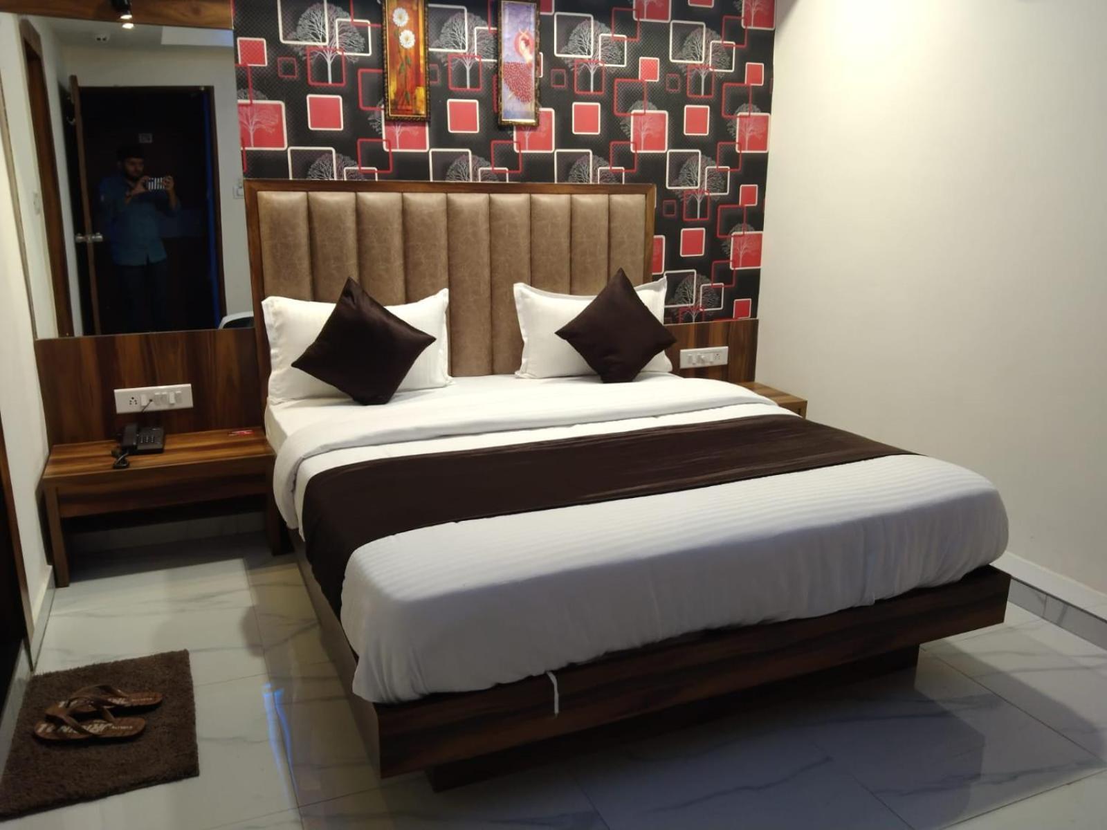 Hotel Sun Shine 아흐메다바드 외부 사진